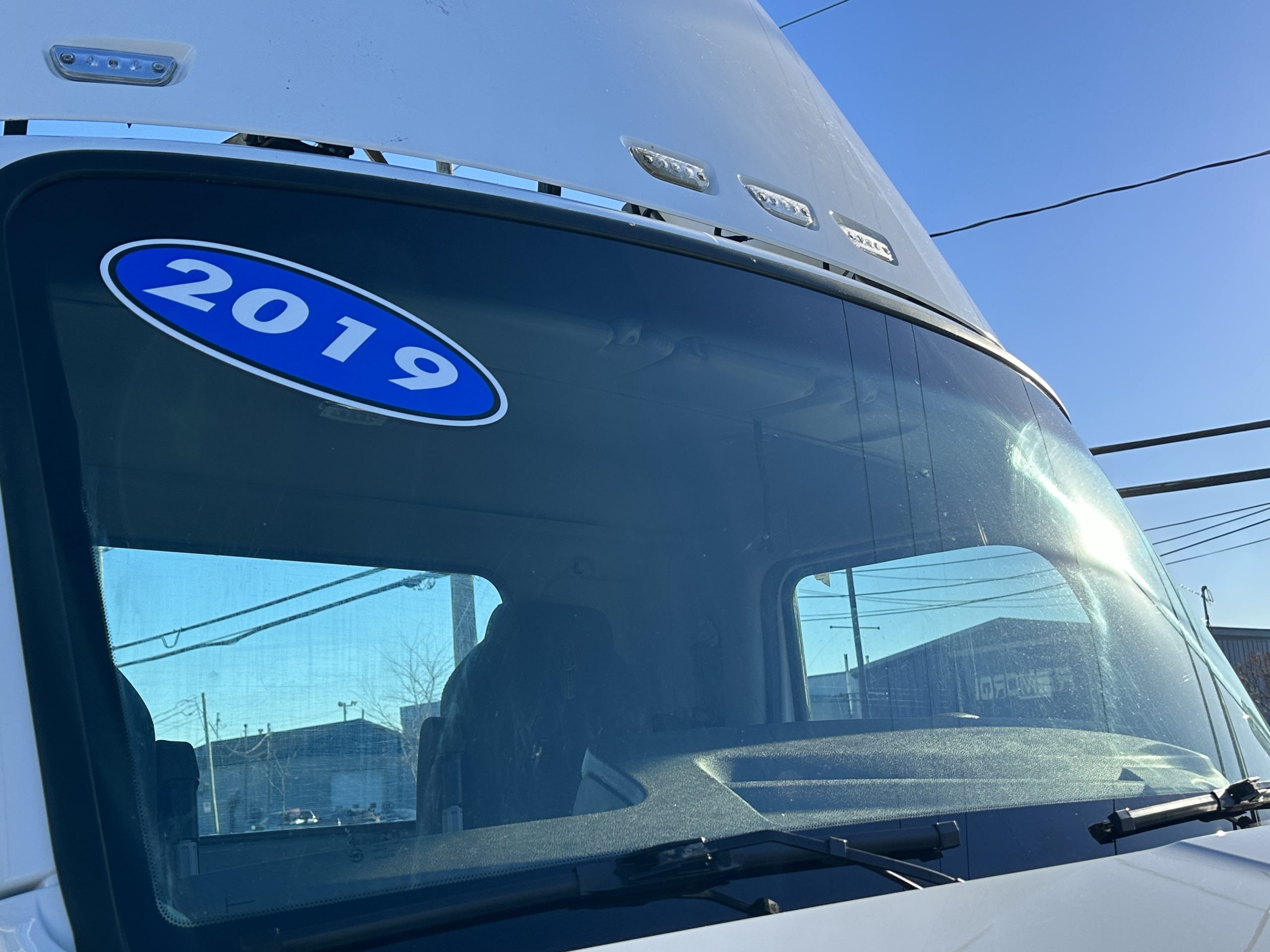 Kenworth T680 2019, Daycab , Automatic, Stock 23297 Atlas Used Trucks